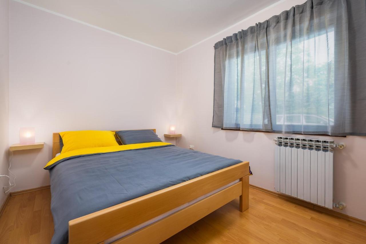 Apartments With A Parking Space Lovran, Opatija - 7869 Bagian luar foto